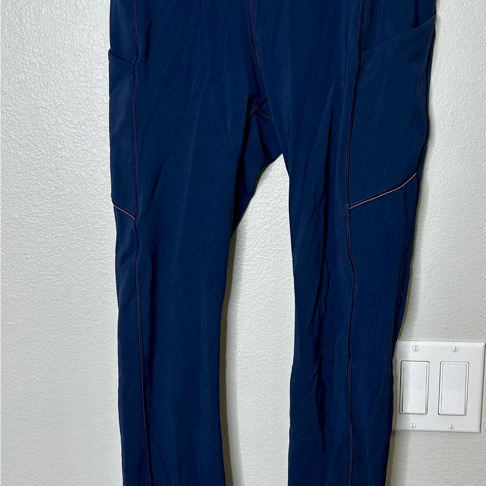 lululemon athletica Women’s Deep Blue Leggings with Pockets